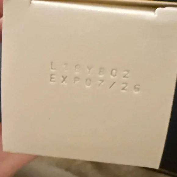 Kiehl's Better Screen UV Serum - Broad Spectrum SPF 50+, 1.7 fl oz - Picture 3 of 3